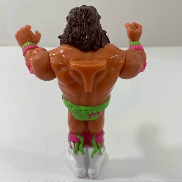 Ultimate warrior 1990 vintage wrestler Hasbro Preowned condition-see pictures - Picture 2 of 9